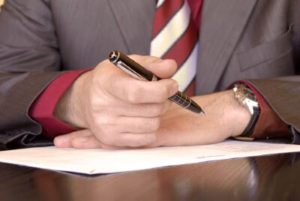 Process Server signing Legal Document